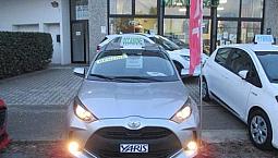 Toyota Yaris 1.0 5 Porte Active - Neopatentati
