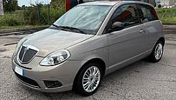 Lacia Y