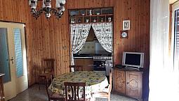 Trilocale, Ristrutturato Esternamente