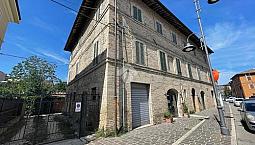 2 Locali A Assisi