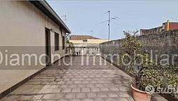 Casa Singola Su Due Livelli Con Garage A Riposto