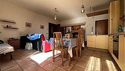 Ampio Bilocale - Cantina E Garage!