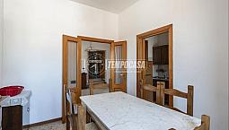 Ampio Quadrilocale Con Terrazzo Panoramico E Canti
