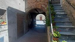Monolocali Da Ristrutturare A Bagnaia