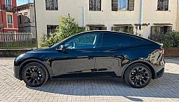Tesla Model Y Agosto 2023 35000Km