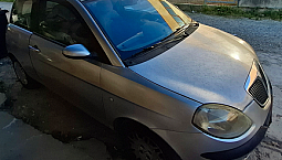Lancia Y