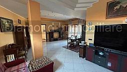 Palazzetto Bifamiliare A Santa Venerina - Linera