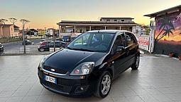 Ford Fiesta 1.4 Tdci 5P. Ghia Neopatentati Garanzi