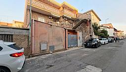 Quadrivano Con Cucina E Soggiorno Separati