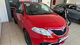 Lancia Ypsilon 1.2 69 Cv 5 Porte Gpl Ecochic Gold