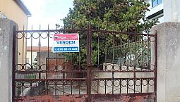 Appartamento Con Giardino E Garage A Carbonia