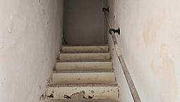 Monolocale Indipendente Con Terrazzo