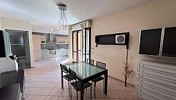 Appartamento Di 96 M² Con 3 Locali E Box Auto A Mo