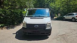 Ford 9 Posti