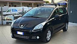 Peugeot 5008 1.6 Hdi 110Cv Cambio Robotizzato Tecn