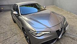 Alfaromeo Giulia Veloce- Distribuzione E Tagliando