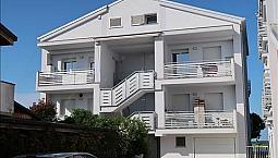 Appartamento Con Tre Camere Da Letto A Montaletto