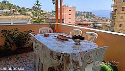 Via Palermo, Trivani E Doppi Servizi Con Terrazzo