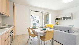 Appartamento Di 93 M² Con 3 Locali E Box Auto A Ri
