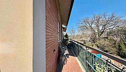 Zona La Quercia - Quadrilocale Con Balcone
