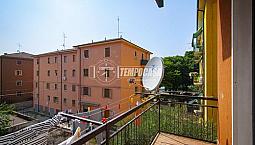 Trilocale Ristrutturato Con Ascensore In Zona Cent