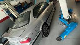 Bmw320i