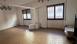 Quadrivano Con Terrazza E Doppio Bagno