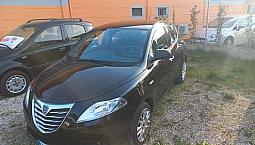 Lancia Ypsilon 1.2 69 Cv 5 Porte Platinum