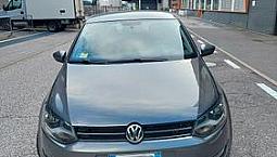 Volkswagen Polo 5ª Serie - 2014