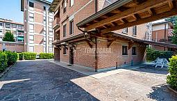 Splendido Appartamento In Villa Bifamiliare A Papp