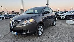 Lancia Ypsilon 0.9 Twinair 85cv Ecochic Gold