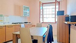 Centro- Appartamento Al Piano Primo Con Cortile