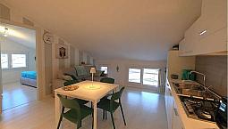 V195 - Mansarda Ristrutturata Zona P.zza Trieste