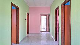 Appartamento Al Piano Primo Con Cortile
