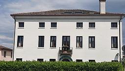 Polesella, Lussuoso Appartamento Con 2 Garages