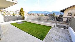 Caldaro: Trilocale Ristrutturato Con Giardino