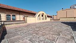 Trivano Ultimo Piano Con Terrazza Sovrastante