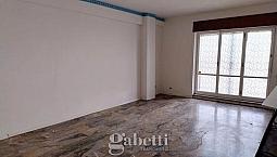 Appartamento Con Doppio Terrazzo