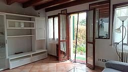 Bilocale Con Giardino