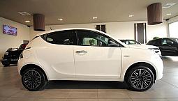 Lancia Ypsilon 1.0 70 Cv Ecochic Hybrid