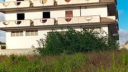 Ionadi - Appartamento Rustico In Condominio