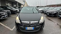 Opel Corsa 1.2 3 Porte