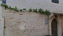 Casa Indipendente Su Tre Livelli