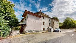 Casa Unifamiliare Con Giardino E Ampio Terreno A C