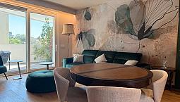 Elegante Appartamento Con Finiture Esclusive