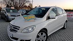 Mercedes-Benz B 180~Diesel~215.000~Garanzia~2011
