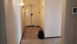Ampio Appartamento + Terrazzo Pressi Pzza De Nava