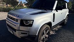 Land Rover Defender 110 3.0D Hybrid 7 Posti