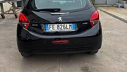 Peugeot 208 - 2016