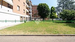 4 Locali A Castelfranco Emilia